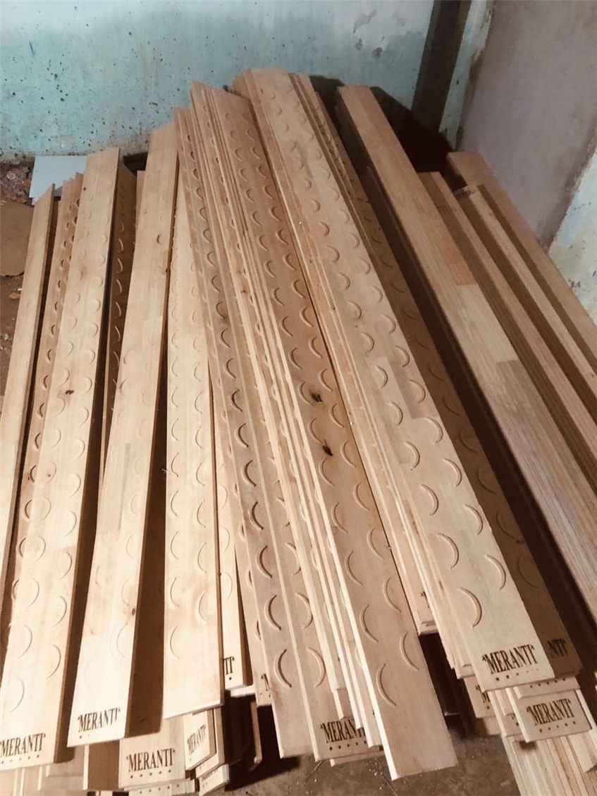 Thanh làm tổ định hình cao cấp mặt 2X15cm gỗ RED MERANTI AA AUDAX THÂN THI (1 khối)